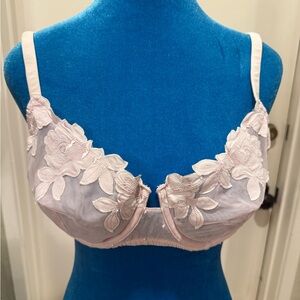 La Perla Floral Lace Bra in Soft Pink